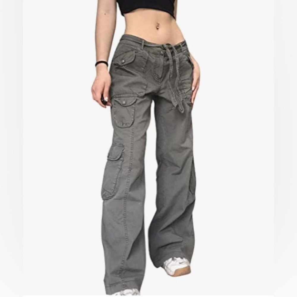 Women’s  y2k cargo pants